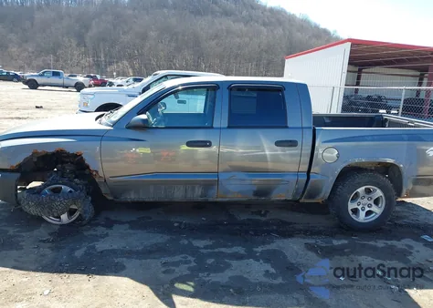 2006 Dodge Dakota Slt z USA, uszkodzony, nr VIN 1D7HW48NX6S639546
